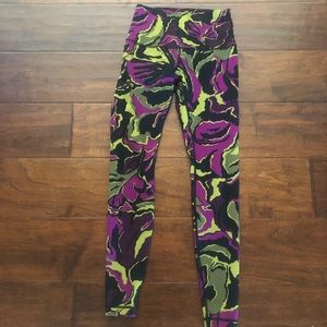 patterned lululemon leggings